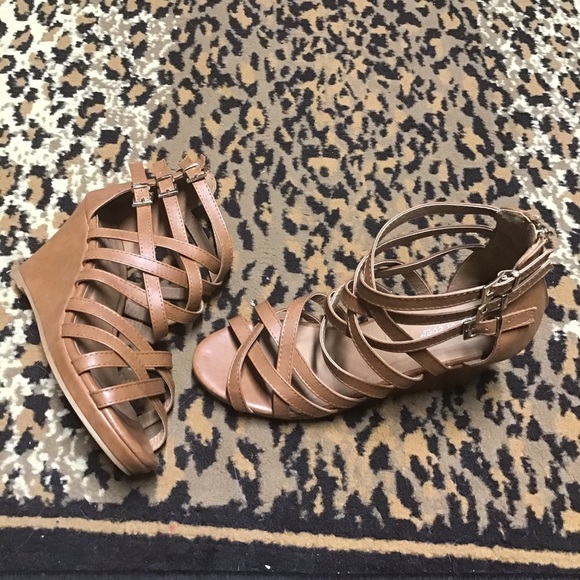 * 10 Up Strap Wedge Heels - Picture 1 of 3